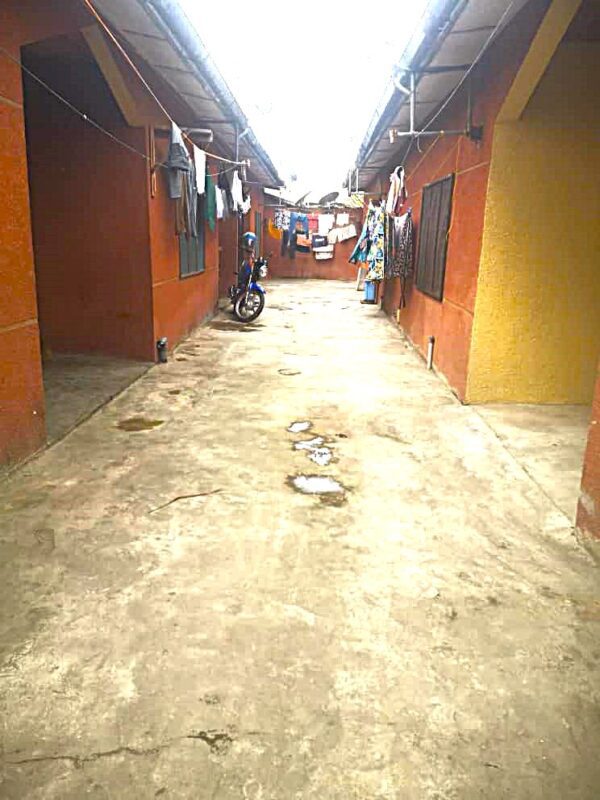 AKOSSOMBO