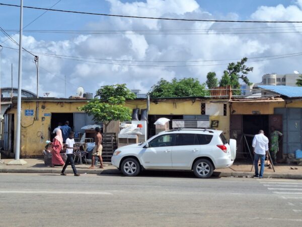 2 Parcelles en Angle à Zongo, Cotonou – 963m² – Permis d’Habiter – Prix Choc : 255M FCFA (Économisez 20M FCFA) – Image 3