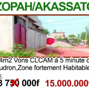 Terrain de 334 m² à Zopah / Akassato — À 5 Min du Goudron (Von CLCAM)